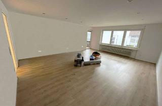 Wohnung mieten in 73650 Winterbach, Lichtdurchfluteter Wohntraum: 4-Zimmer-Wohnung mit Südbalkon, Garage & viel Stauraum