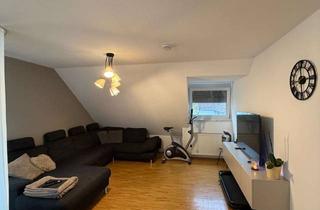 Wohnung mieten in Zellerstraße, 72202 Nagold, Gepflegte 2,5-Zimmer-Dachgeschosswohnung mit Balkon, EBK & TG-Stellplatz in Nagold