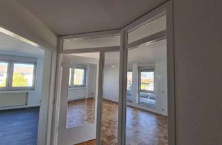 Wohnung mieten in Ziegelhüttenweg 49, 60598 Sachsenhausen, Sonnige Dachgeschosswohnung mit Südbalkon, in Sachsenhausen