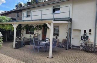Einfamilienhaus kaufen in 52249 Eschweiler, Wohnen & Geld verdienen – etablierte Pension mit Wohnhaus auf 690 m² Grundstück