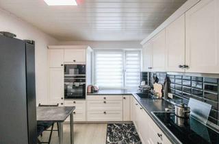 Wohnung kaufen in 46119 Klosterhardt-Nord, Gepflegte 3-Zimmer-Wohnung in ruhiger Sackgassenlage – aktuell vermietet