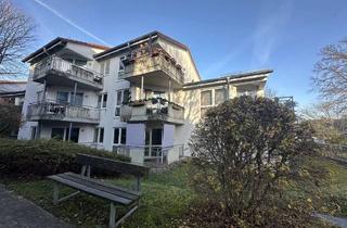 Wohnung kaufen in 34253 Lohfelden, Gemütliche 1-Zimmer-Wohnung mit ca. 36 m² im 2. Obergeschoss inklusiv Parkgarage.
