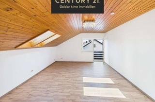 Wohnung kaufen in 83301 Traunreut, 2-Zimmer-Dachgeschosswohnung mit Balkon und Stellplatz in Traunreut