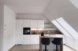 Wohnung mieten in Ludenberger Str. 19c, 40629 Grafenberg, Lichtdurchflutete 2-Zimmer-Wohnung mit Spitzboden inkl. Küche und Klimaanlage