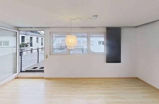 Wohnung mieten in Schwabstraße 33B, 70197 West, Wohnen über den Dächern Stuttgarts: Helle 2-Zimmer-Wohnung mit Pantryküche & Dachterrasse