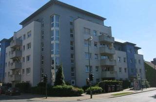 Wohnung mieten in Fundlandstr. 17, 45326 Altenessen-Süd, Essen-Altenessen - Freundliche 2 1/2 Raum Dachgeschosswohnung mit Dachterasse - von Privat