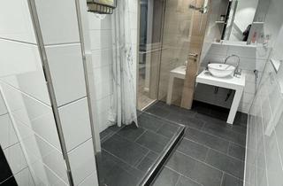 Wohnung mieten in Krefelder Str. 26, 41460 Neuss, Stilvolle 2-Zimmer-DG-Wohnung mit gehobener Innenausstattung in Neuss
