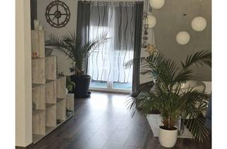 Wohnung mieten in 95111 Rehau, Alltagstaugliche 3-Zimmer-Wohnung mit Balkon in Rehau