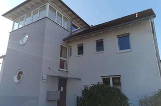 Wohnung mieten in Rainstraße 2/1, 73271 Holzmaden, Ruhige 3-Zimmer-Wohnung mit EBK, großem Balkon ins Grüne & TG-Stellplatz
