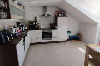 Wohnung mieten in Odenwaldblick, 65207 Naurod, Ruhige modernisiert: 3,5-Zimmer-Dachgeschosswohnung in Wiesbaden-Naurod