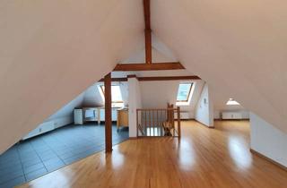 Wohnung mieten in 38116 Lehndorf, Helle Dachgeschosswohnung in ruhiger Lage.