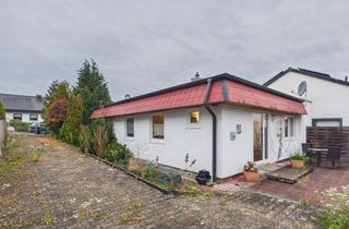 Einfamilienhaus kaufen in 74626 Bretzfeld, Einseitig angebautes Einfamilienhaus mit Garage und großem Garten