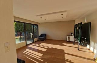 Haus kaufen in 08115 Lichtentanne, Viel Platz für die Familie: Reihenendhaus mit Garten, PV-Anlage und Sauna