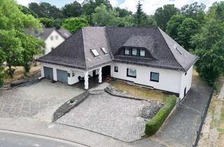 Haus kaufen in 35260 Stadtallendorf, Großzügiges Wohnhaus mit ca. 442 m² Wohnfläche – vielseitig nutzbar in Stadtallendorf