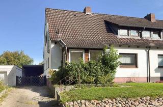 Doppelhaushälfte kaufen in 23843 Bad Oldesloe, Klein, fein, familienfreundlich - Doppelhaushälfte auf großem Grundstück in Bad Oldesloe