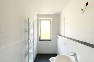 Wohnung kaufen in 31061 Alfeld, Erstbezug nach Sanierung! 3-ZKB in beliebter Ortslage
