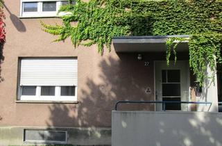 Haus kaufen in Ortenberger Straße 27, 60385 Bornheim, GEBOTSVERFAHREN - RH-Mittelhaus in Ffm.-Bornheim - ca. 108 m² Wfl. & Garten