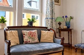 Wohnung kaufen in Gärtnerplatz, 80469 München, Am Gärtnerplatz: Ruhige 3-Zimmer-Altbauwohnung mit Aufzug und Südwestbalkon