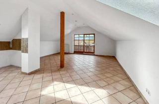 Wohnung kaufen in 94137 Bayerbach, Großzügige 2-Zimmer-Dachgeschosswohnung mit Westbalkon und Tiefgaragenstellplatz