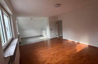 Wohnung mieten in 33332 Gütersloh, Gütersloh - helle 3-Zimmer Küche Bad mit Bürozimmer im Zweifamilienhaus in Gt Kattenstroth