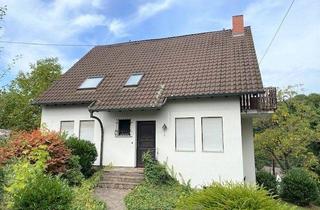 Einfamilienhaus kaufen in 66130 Saarbrücken, Das Haus für die große Familie mit Einliegerwohnung, Garten, Terrasse und Doppelgarage
