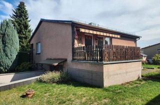 Einfamilienhaus kaufen in 04654 Frohburg, Massives Einfamilienhaus mit Terrasse, Garten und Garage