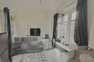 Wohnung kaufen in 12105 Tempelhof, Helle Wohnung, Kamin, Etage 2, Berlin-Tempelhof