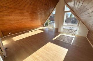 Wohnung kaufen in Blasiusstraße, 79108 Zähringen, Altbaucharme in Zähringen – bezugsfreie 3-Zimmer-Wohnung mit Westbalkon | 82 m²