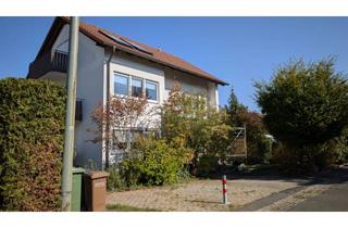 Wohnung kaufen in Friedenstraße 11, 96117 Memmelsdorf, Wohnen mit Charakter: Dachgeschosswohnung mit Garage in Memmelsdorf