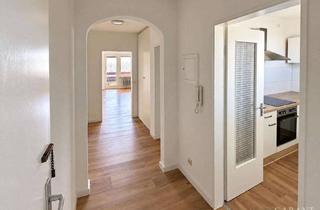 Wohnung kaufen in 75387 Neubulach, Frisch renoviert und neu vermietet: Helle 1-Zimmer-Wohnung mit Balkon und Tiefgaragenstellplatz