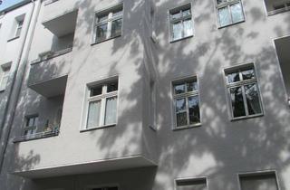 Wohnung mieten in Schulstraße, 13507 Tegel, 2-Zimmer-DG-Wohnung mit EBK und Balkon- sofort verfügbar