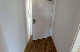 Wohnung mieten in Prälat-Alberstötter-Str., 86529 Schrobenhausen, Modernisierte 2,5-Zimmer-Wohnung mit Balkon in ruhiger Lage