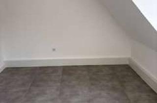 Wohnung mieten in Kurt-Schumacher-Str. 69, 45881 Schalke, Sanierte Helle 2,5-Zimmer-Wohnung im Dachgeschoss