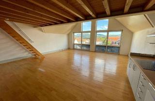 Wohnung mieten in Marktplatz, 72355 Schömberg, Alltagstaugliche 2-Zimmer-Wohnung mit Aufzug in Schömberg