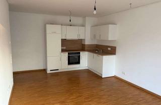 Wohnung mieten in Hans-Geiger-Str. 26a, 91052 Erlangen, Praktische 1-Zimmer-Wohnung mit Balkon und EBK