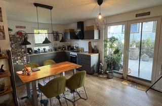 Wohnung mieten in Westheimer Straße, 67365 Schwegenheim, Moderne 3-Zimmer-Wohnung mit Südterrasse, eigenem Garten und hochwertiger Ausstattung