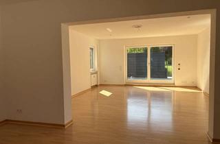 Wohnung mieten in Lerchenweg 16, 56179 Vallendar, Großzügige 2-Zimmer-Wohnung mit Dachterrasse & Balkon