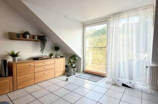 Wohnung mieten in Talstraße 48, 52531 Übach-Palenberg, Großzügige Maisonette-Wohnung mit zwei Bädern und Sonnenbalkon - Foerster Immobilien