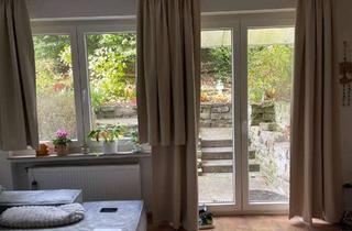 Wohnung mieten in Richthofenstraße 11, 42899 Lüttringhausen, Erdgeschosswohnung 2 ZKDB mit Terrasse und Garten