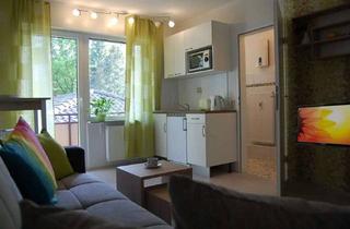 Wohnung mieten in 41564 Kaarst, Möblierte 1-Zimmer-Wohnung im Grünen mit Balkon, optimal für Pendler