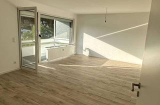 Wohnung mieten in Auf Der Scholle, 40668 Meerbusch, Komplett sanierte lichtdurchflutete 2,5 Zimmer Wohnung mit Balkon