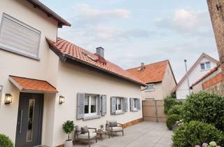 Haus kaufen in 65439 Flörsheim, Charmantes Raumwunder in Weilbach: Modernisierte Bäder, Werkstatt, Garage, Ausbaureserve