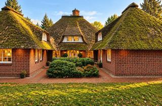 Haus kaufen in 26676 Barßel, Luxuriöses Anwesen mit 369 m² Wohnfläche, Pool & knapp 2.000 m² Grundstück in Barßel