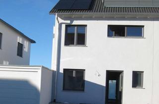 Einfamilienhaus kaufen in Jagststr. 9/4, 71083 Herrenberg, Bald einziehen: DHH-Neubau-Einfamilienhaus mit 7 Zimmern in OberjesingenHerrenberg