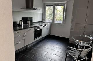Haus mieten in Spessartweg 12, 65462 Ginsheim-Gustavsburg, Bungalow -voll möbliert - wohnen auf Zeit Beautiful detached hipped roof bungal