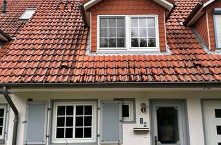 Haus mieten in Kronsforder Landstraße 2h, 23560 St. Jürgen, Reihenhaus mit Garten, Kamin & Parkplatz