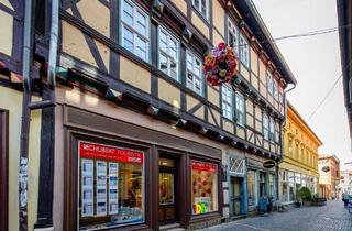 Anlageobjekt in 06484 Quedlinburg, Seltene Gelegenheit: Kaufmannshof von 1695 – top instand gehalten, 2 Läden, 4 WE + Ausbaureserve
