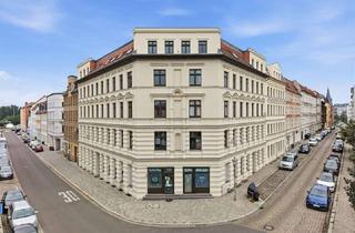 Gewerbeimmobilie kaufen in Klosterbergestraße 30, 39104 Buckau, Vermietete Gewerbeeinheit - 136 m² Eckgewerbe im denkmalgeschützten Gründerzeithaus
