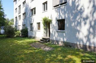 Wohnung kaufen in 66133 Saarbrücken, 4-ZKB-Eigentumswohnung mit eigenem Gartenzugang- ideal zur Eigennutzung oder als Kapitalanlage!