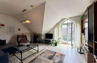 Wohnung kaufen in 94424 Arnstorf, Dachgeschoss-Charme trifft Sonnenseite! 3-Zimmer-Wohnung mit großem Balkon!